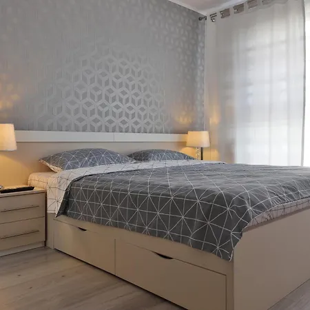 Ada Homes E620-3